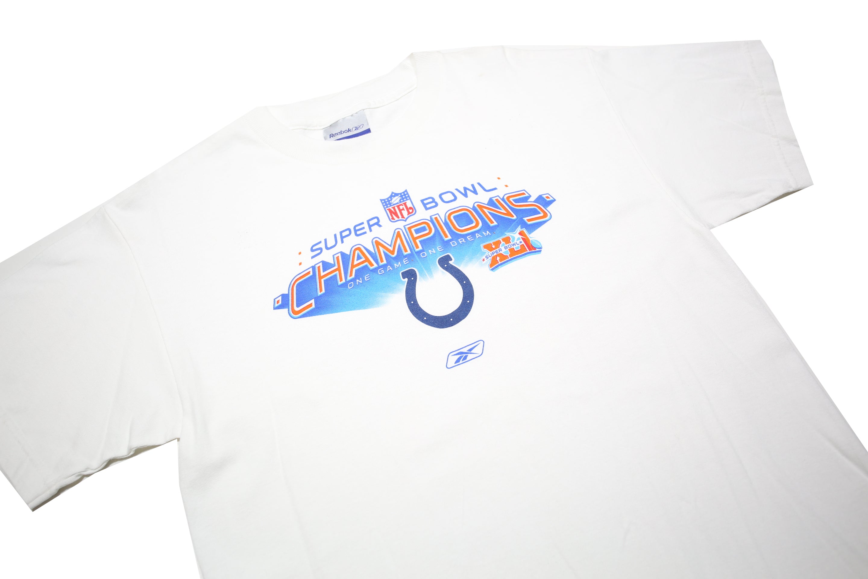 REEBOK Boys White Super Bowl Champions Graphic T-Shirt XL Short Sleeve Crew Neck