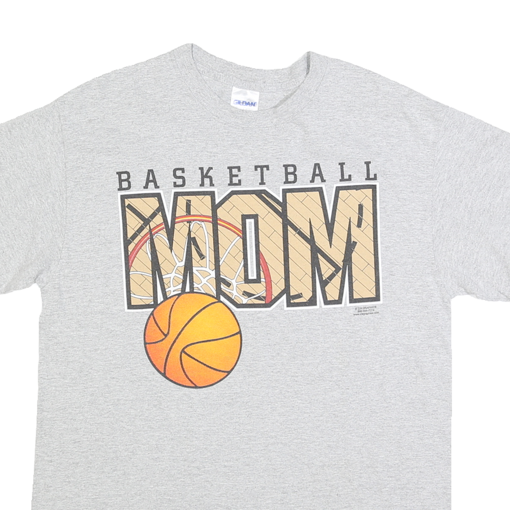 GILDAN Mens Grey Basketball Mom Graphic T-Shirt M Short Sleeve Crew Neck Sport
