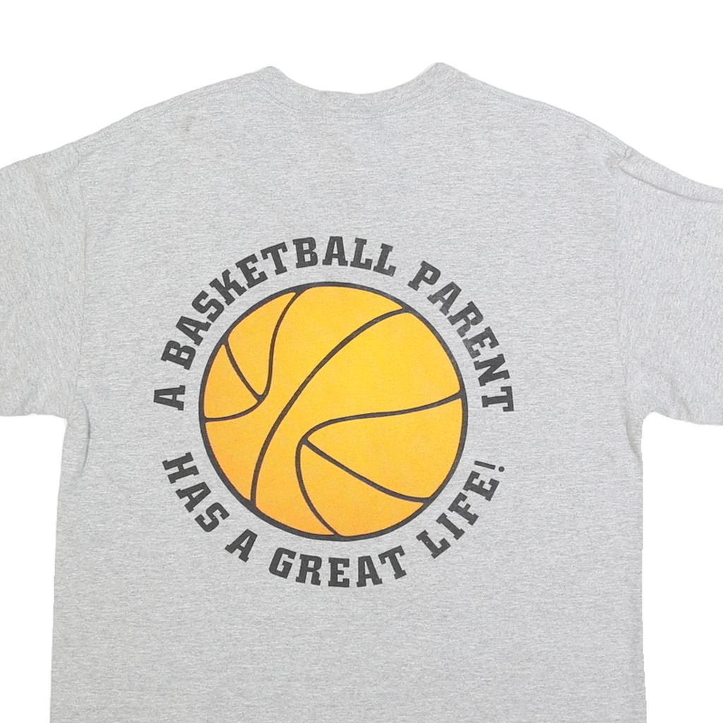 GILDAN Mens Grey Basketball Mom Graphic T-Shirt M Short Sleeve Crew Neck Sport