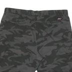 DICKIES Mens Shorts Black Camouflage XL W40 Cotton Blend Casual Style