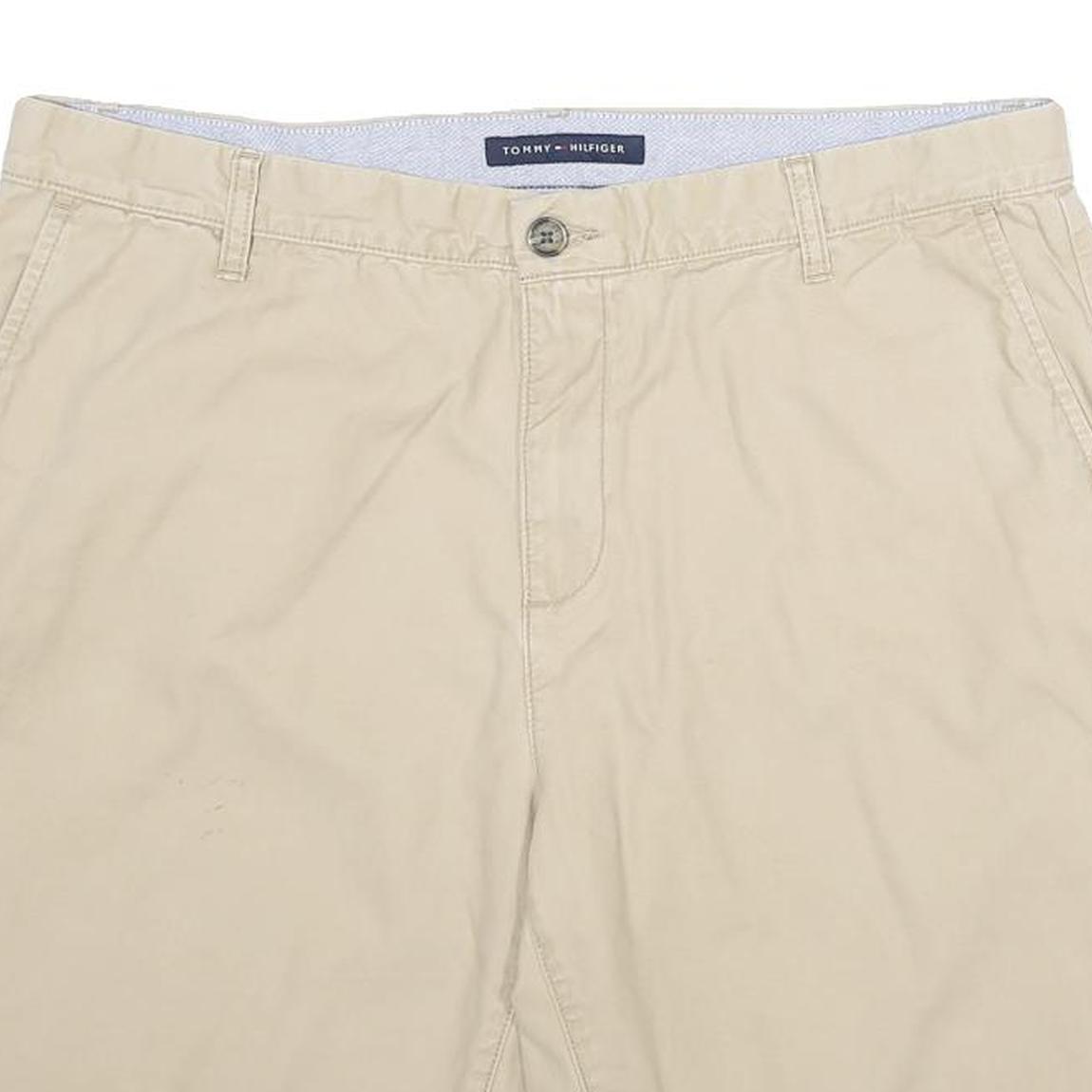 TOMMY HILFIGER Mens Beige Casual Shorts L W36 Classic Cotton Button Plain