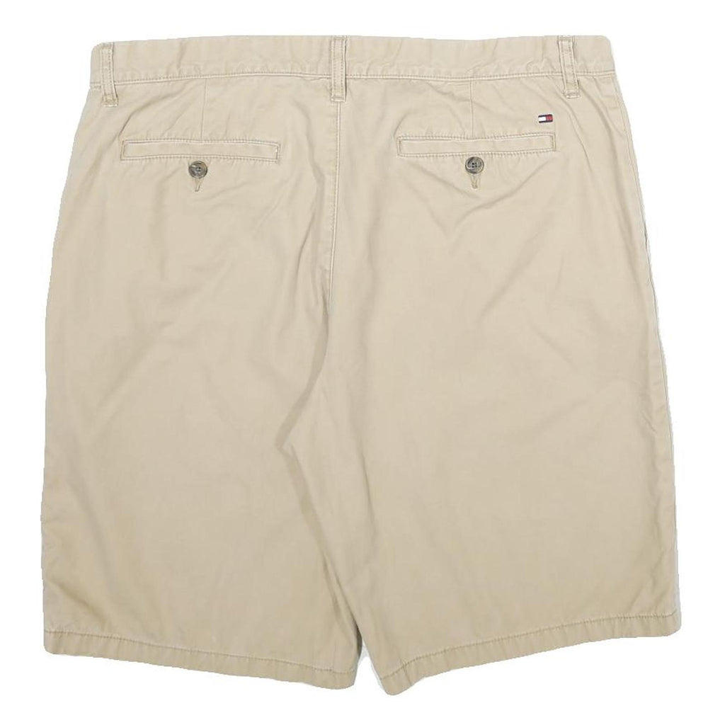 TOMMY HILFIGER Mens Beige Casual Shorts L W36 Classic Cotton Button Plain