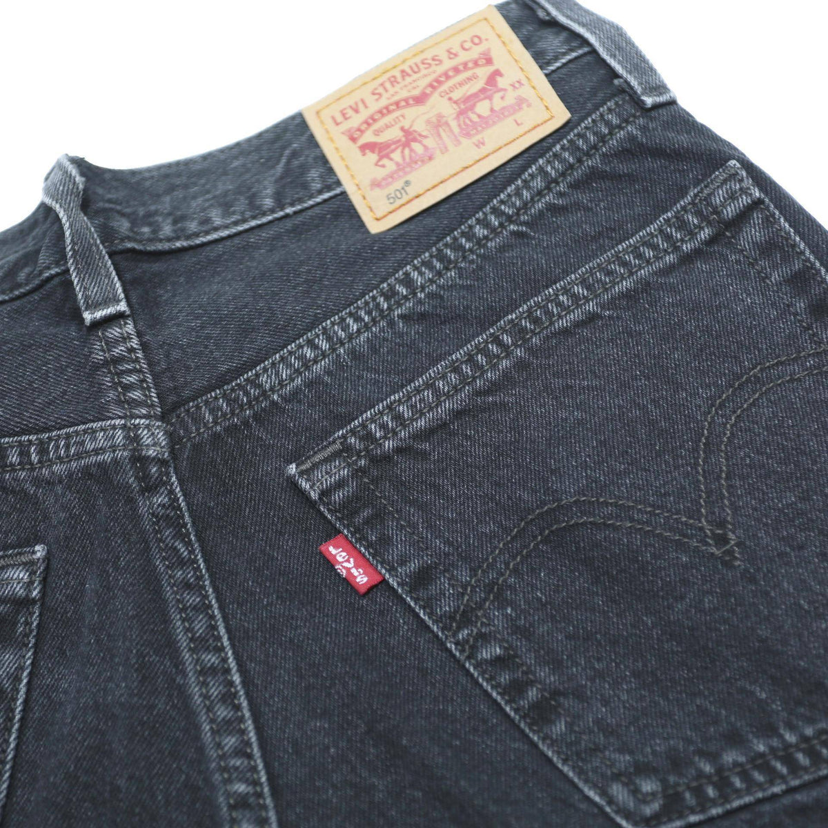 LEVI'S Womens Shorts Black Denim Cut-Off M W28 Distressed Hem Casual Style