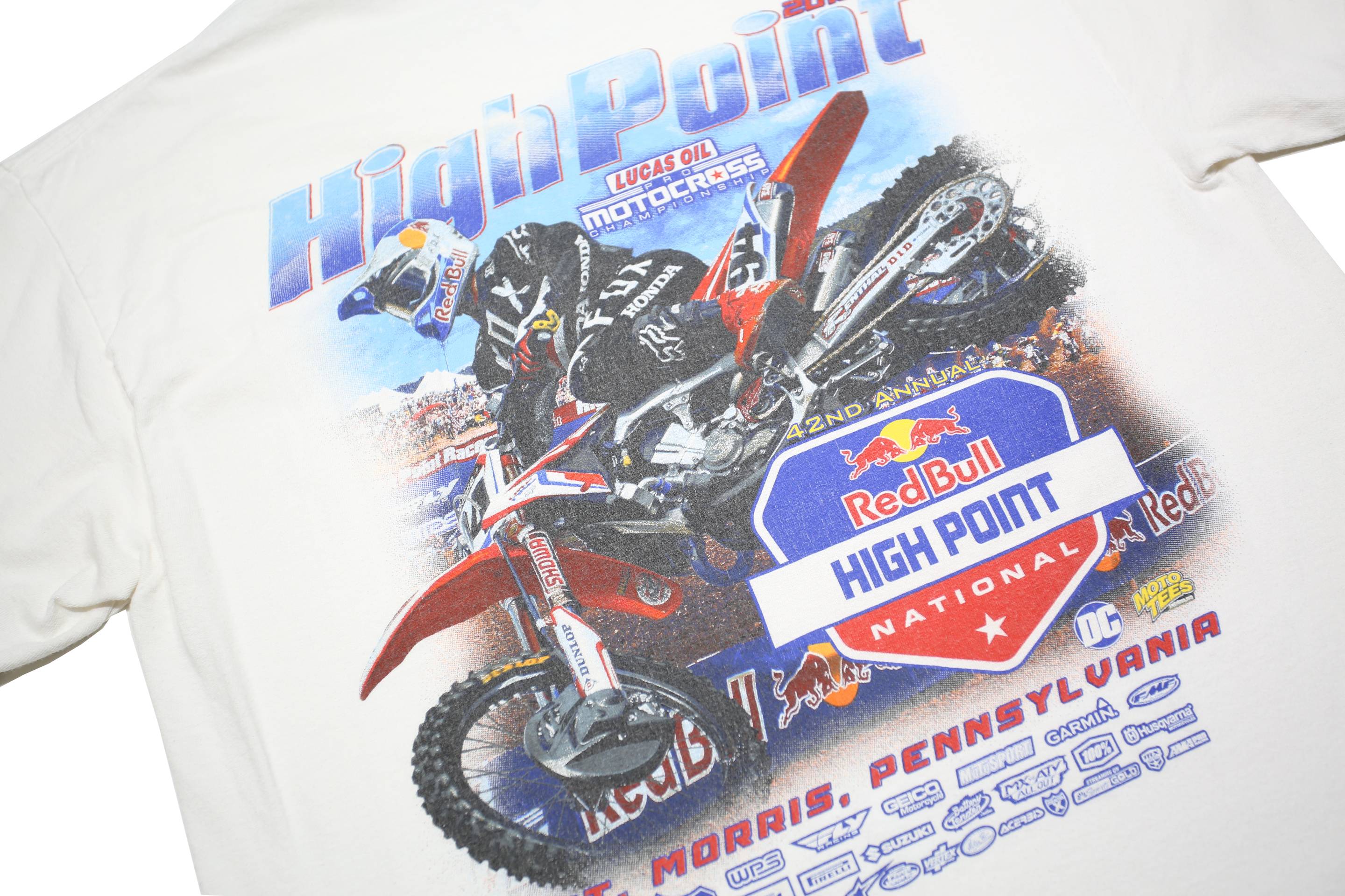 GILDAN Mens White Red Bull High Point National Graphic T-Shirt L Short Sleeve