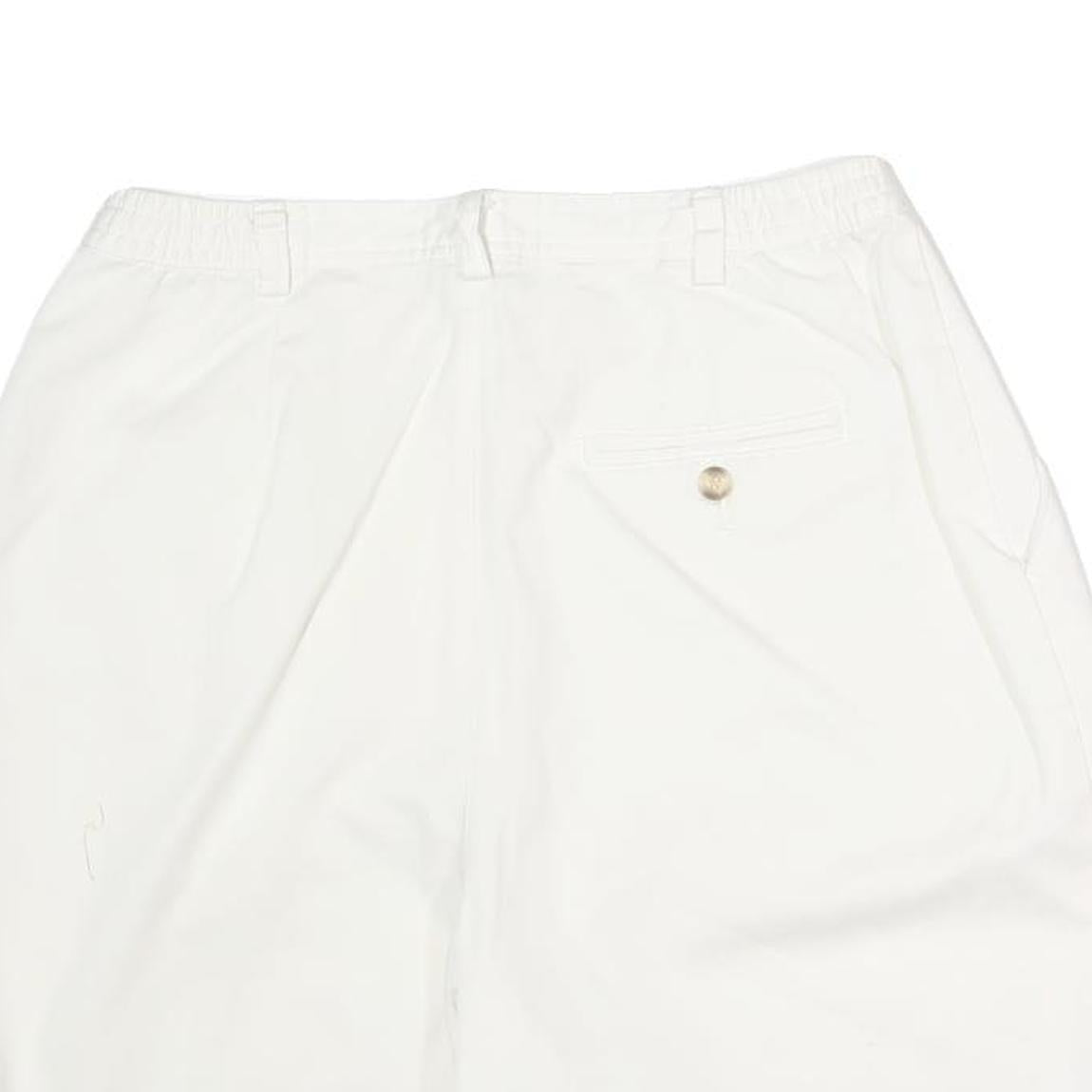 ST JOHNS BAY Womens White Casual Cotton Shorts M W30 Comfortable Lightweight