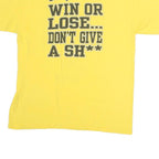 GILDAN Mens Yellow Honey Badger Chili Graphic T-Shirt L Short Sleeve Crew Neck