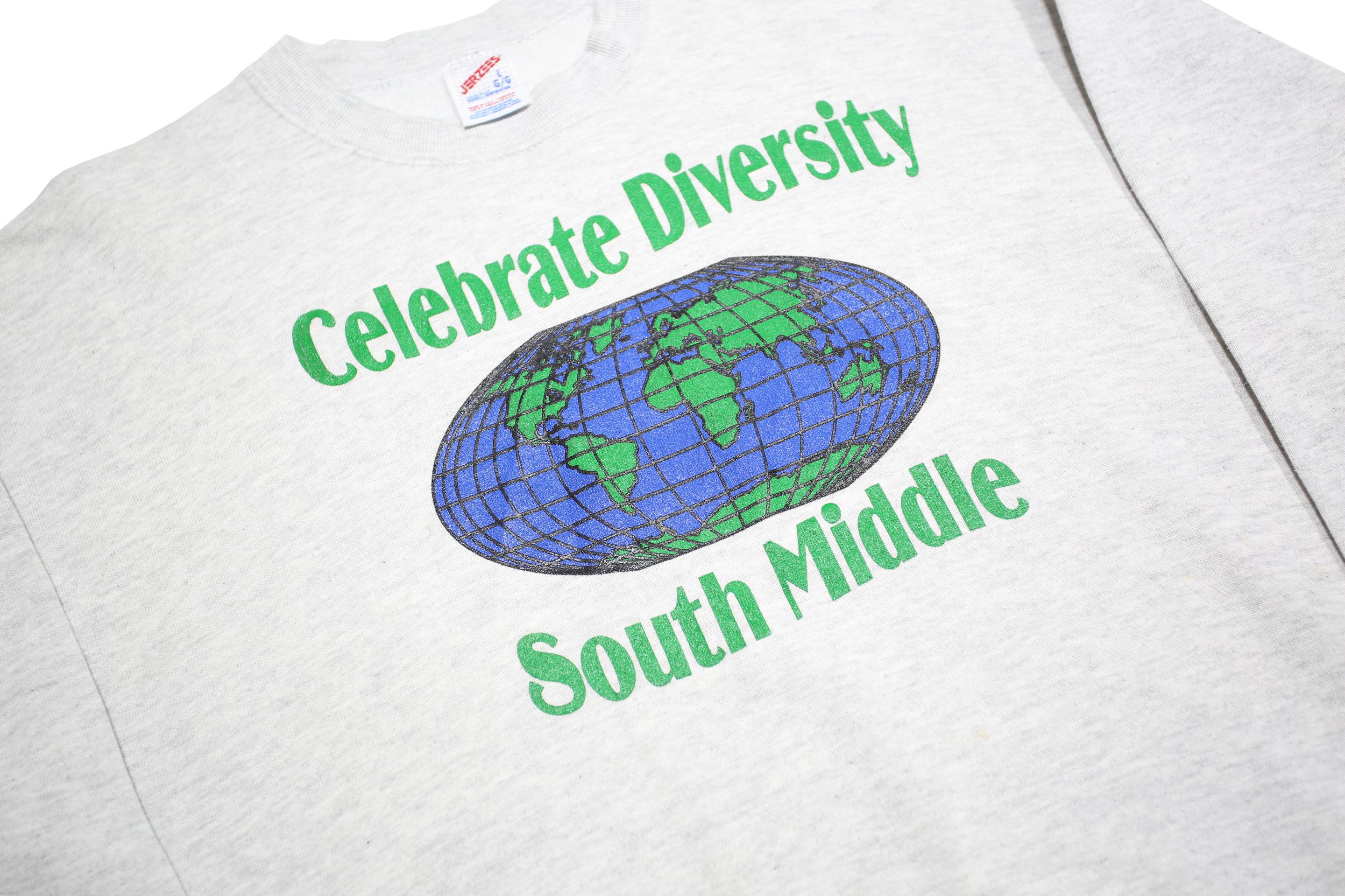 JERZEES Mens White Celebrate Diversity Globe Crew Neck L Cotton Blend Sweatshirt