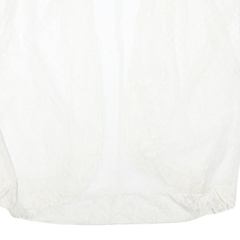 VICTORIA'S SECRET Womens White Lace Open Front Sleeveless Top M Lightweight