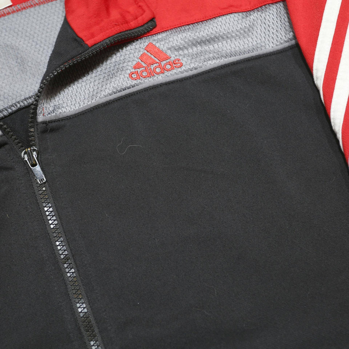 ADIDAS Mens Black & Red Track Jacket L Polyester Zip Athletic Sportswear