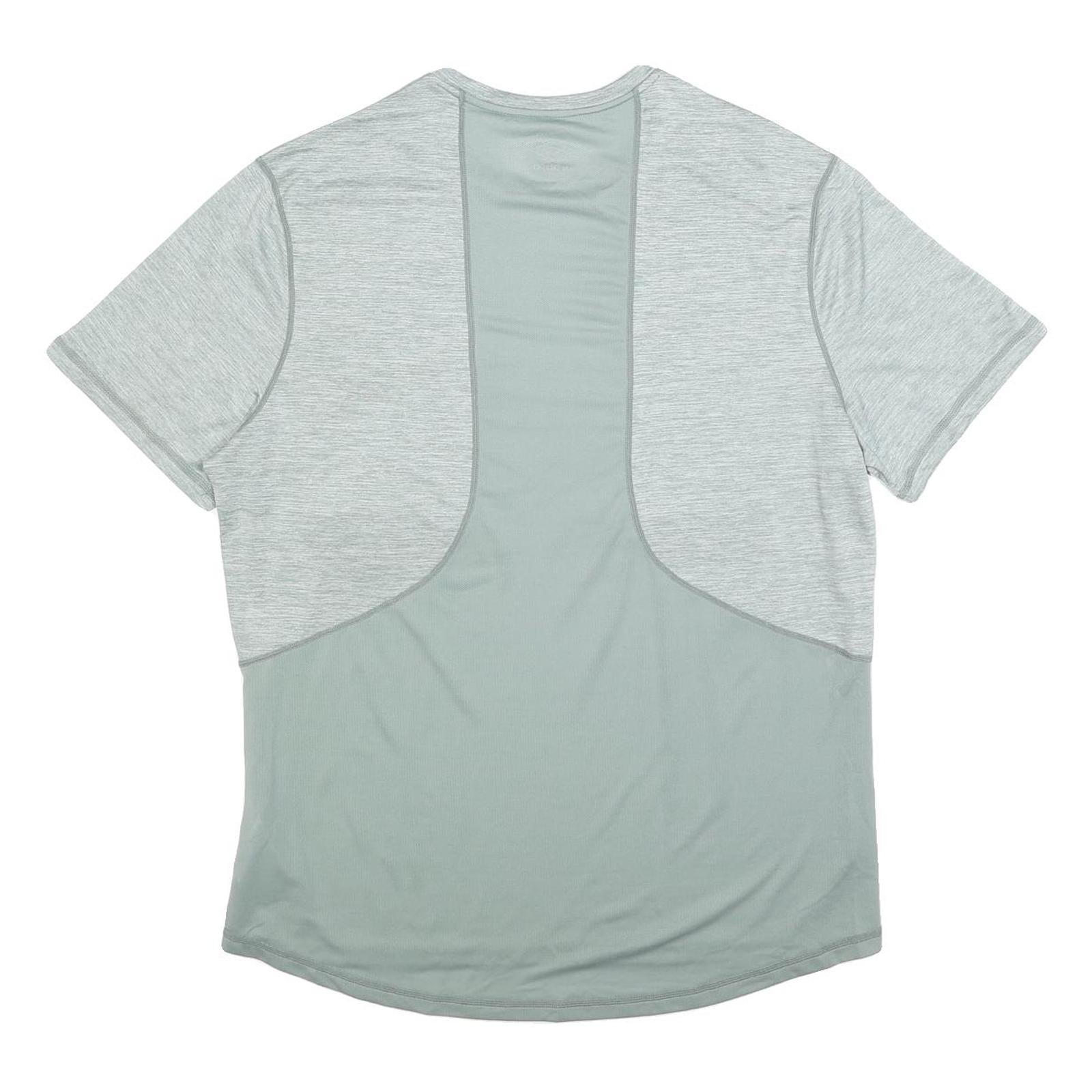 UMBRO Mens Grey Light Blue Sports T-Shirt XL Short Sleeve Crew Neck Performance