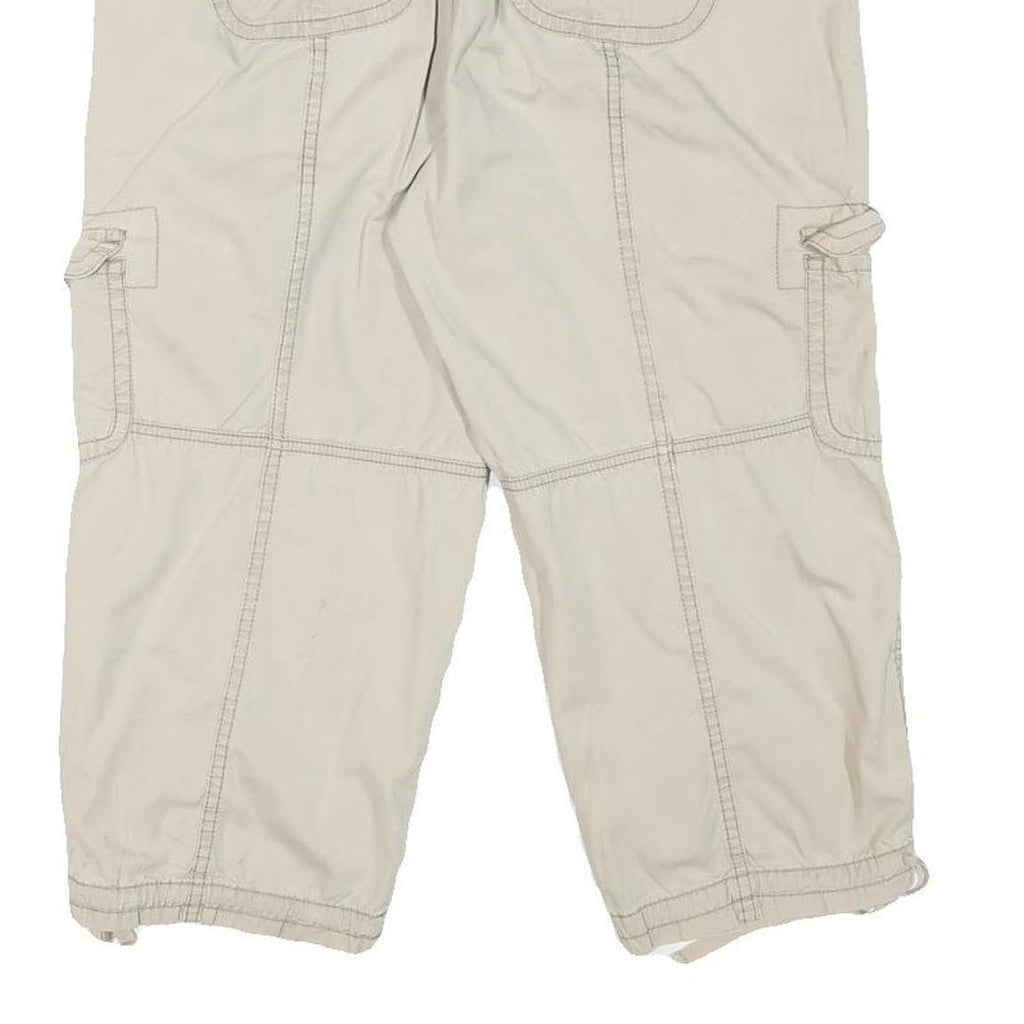 ST JOHNS BAY Womens Beige Casual Cargo Shorts L W31 Cotton Blend Utility 3/4