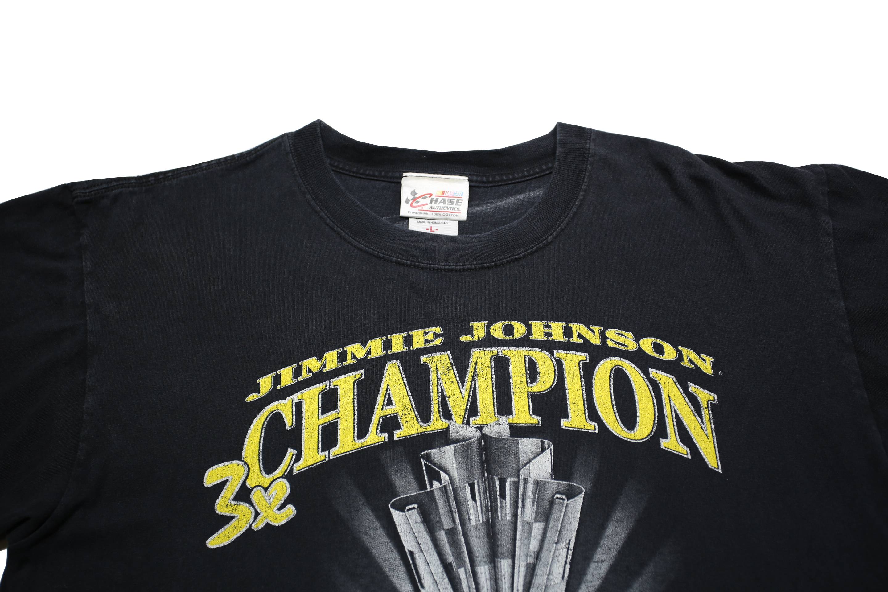 CHASE AUTHENTICS Mens Black Jimmie Johnson Champion Graphic T-Shirt L Short