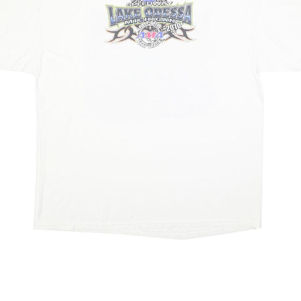 GILDAN Mens White Lake Odessa Michigan Speedway Graphic T-Shirt 2XL Short Sleeve