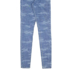 LEVI'S Womens Slim Blue Skinny Denim Light W26 L30 Camouflage Print Jeans