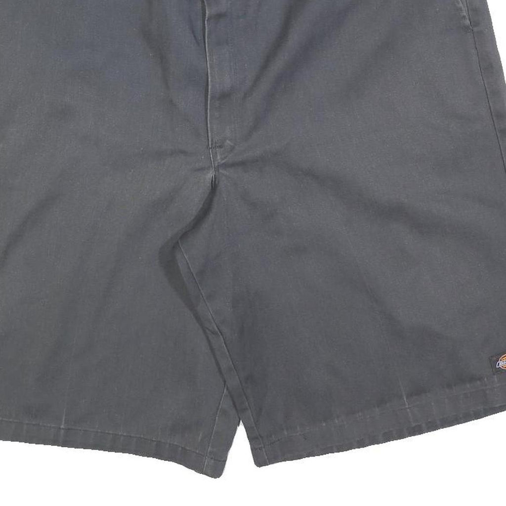 DICKIES Mens Shorts Grey Casual XL W40 Cotton Blend Workwear