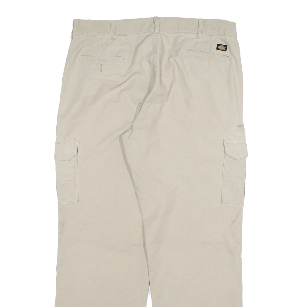 DICKIES Mens Regular Fit Beige Cargo Trousers W38 L34 Cotton Blend Zip Pockets