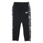 NEW BALANCE Mens Joggers Black & Grey Camouflage M W30 L27 Polyester Blend Slim