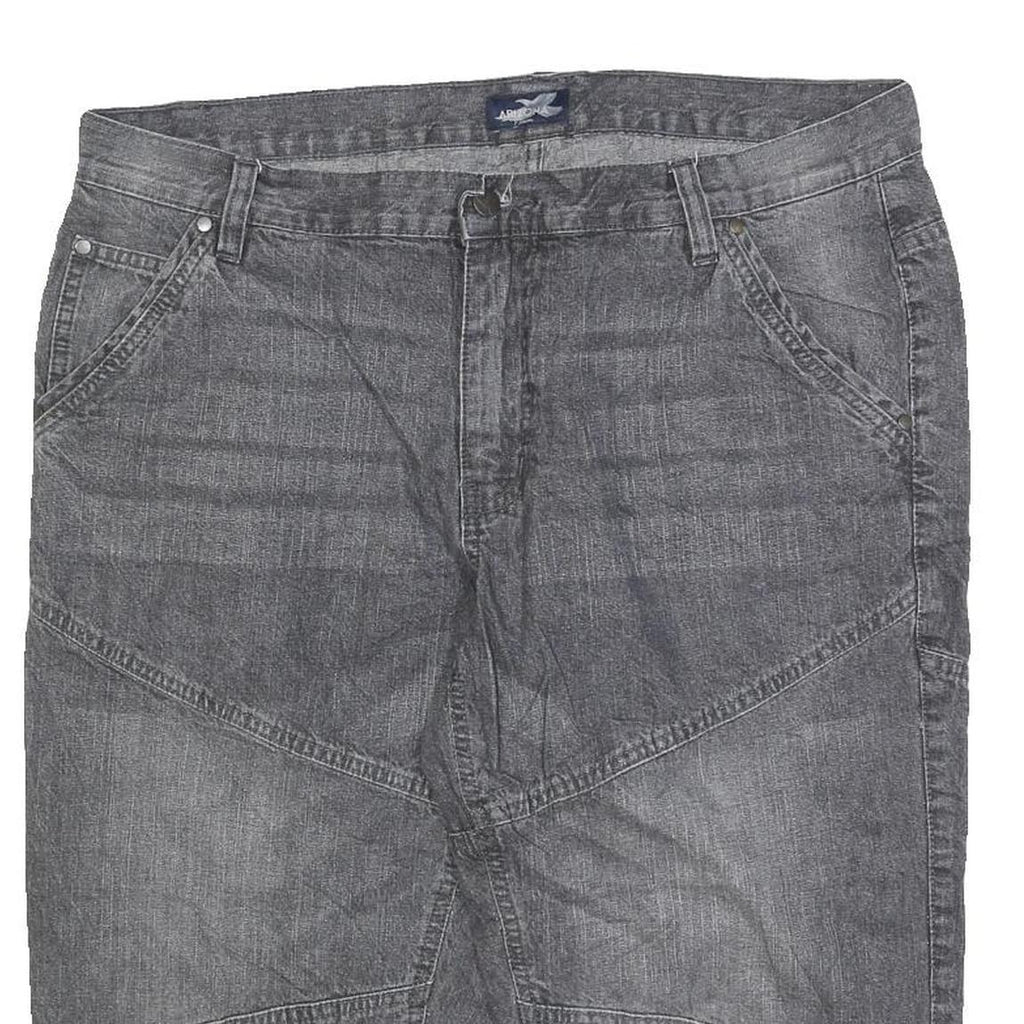 ARIZONA JEAN COMPANY Mens Grey Casual Denim Shorts XL W38 Relaxed Fit Reflective