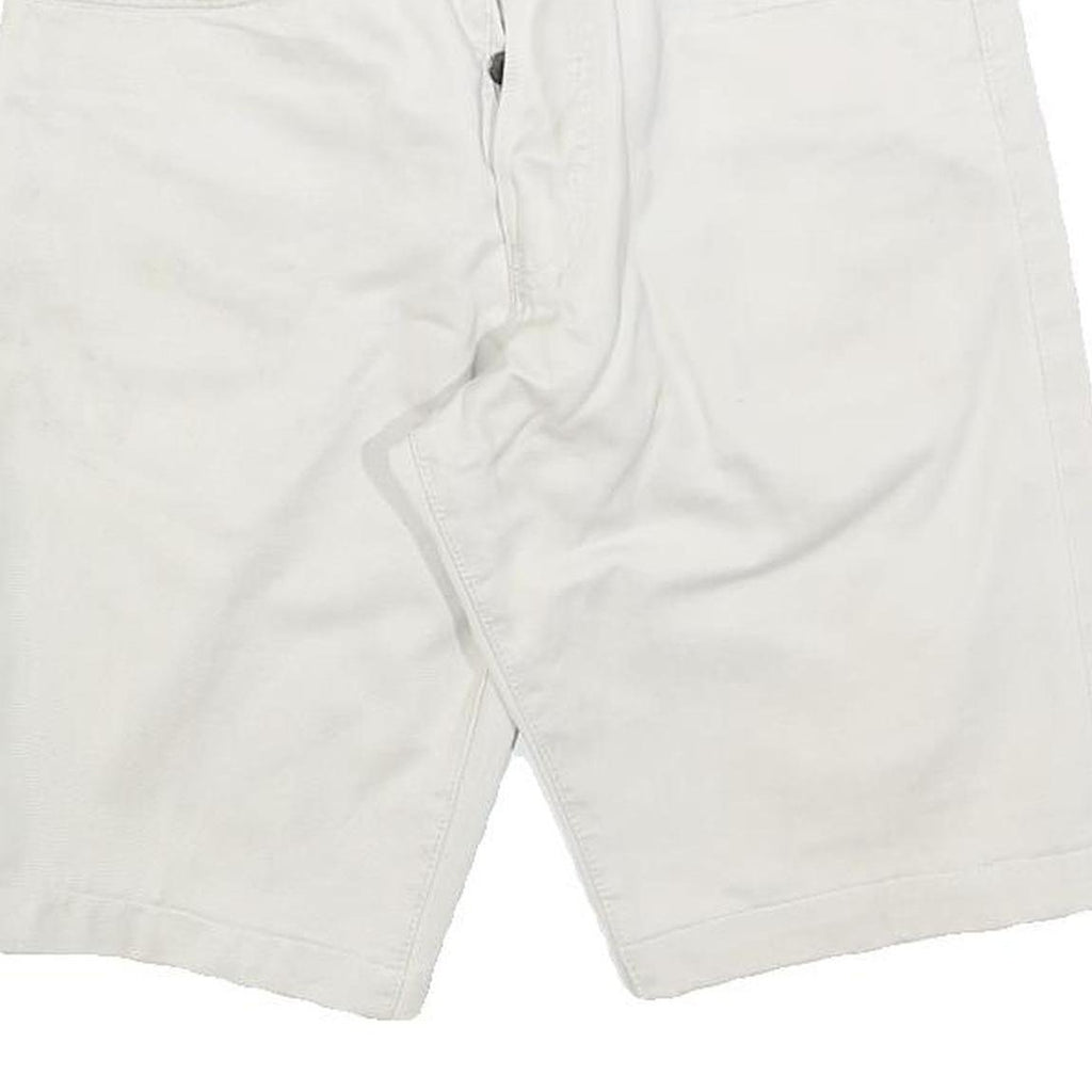 LEVI'S Mens White Denim Casual Shorts S W29 Button Fly Summer Wear