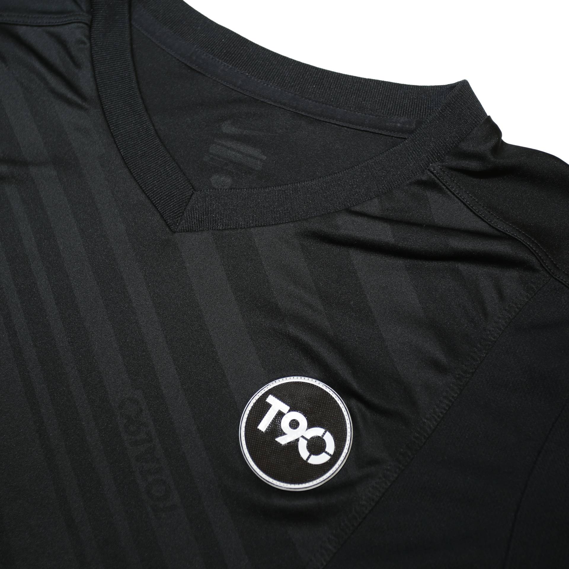 NIKE Mens Black Modern T90 T-Shirt S Short Sleeve V-Neck Sports Performance