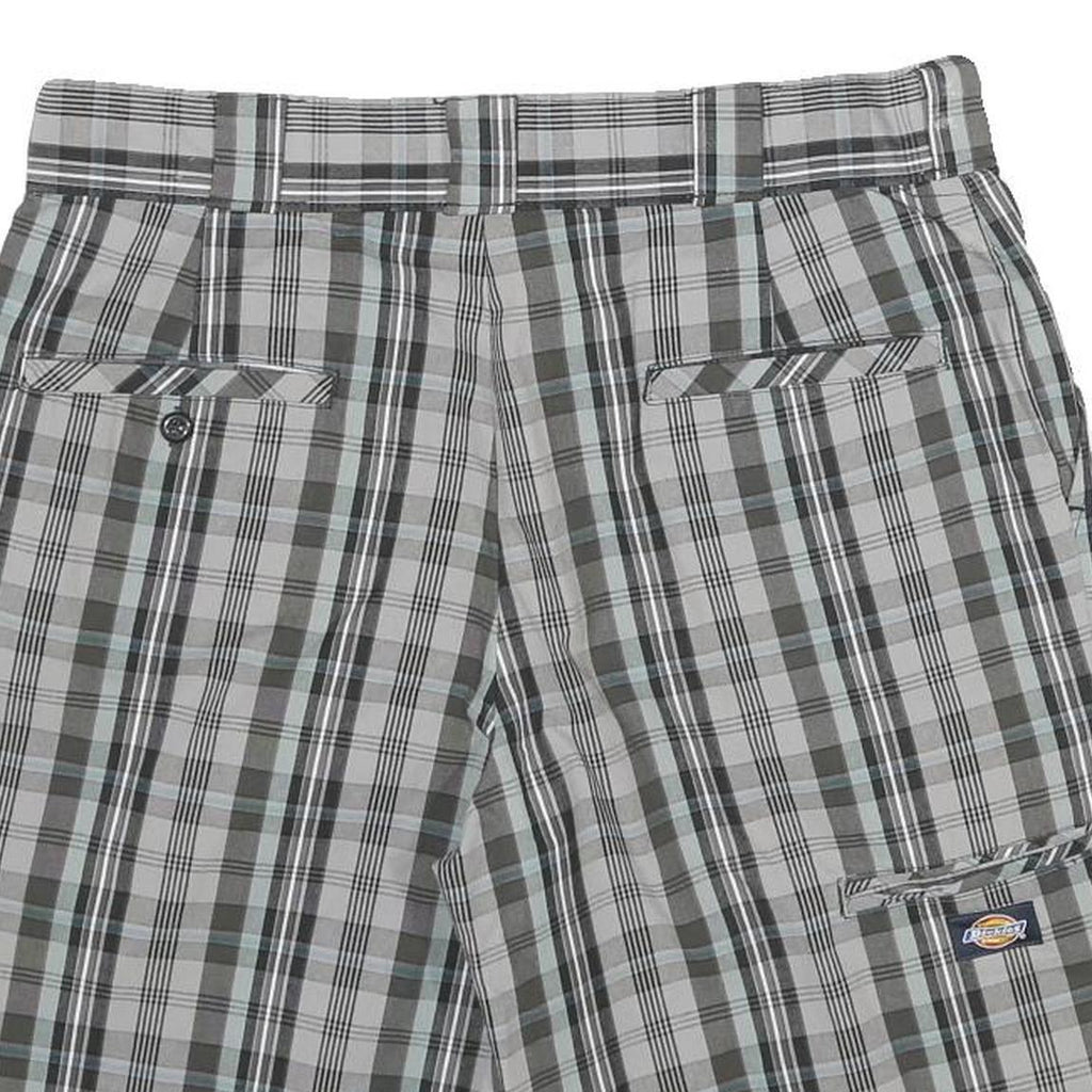 DICKIES Mens Shorts Grey Black Plaid M W32 Cargo Cotton Blend Casual