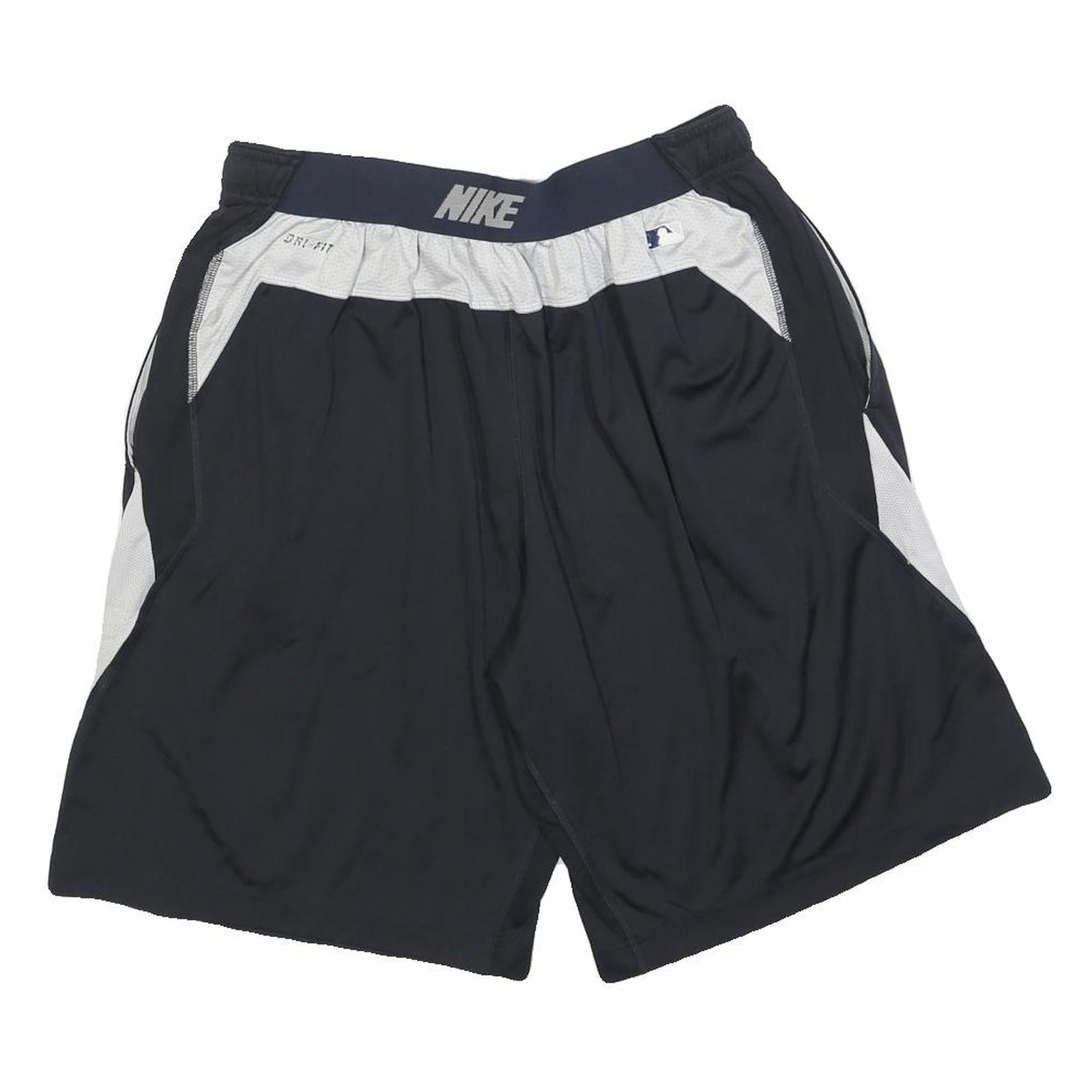 NIKE Mens Black & White Sports Shorts M W30 Baseball Style Logo