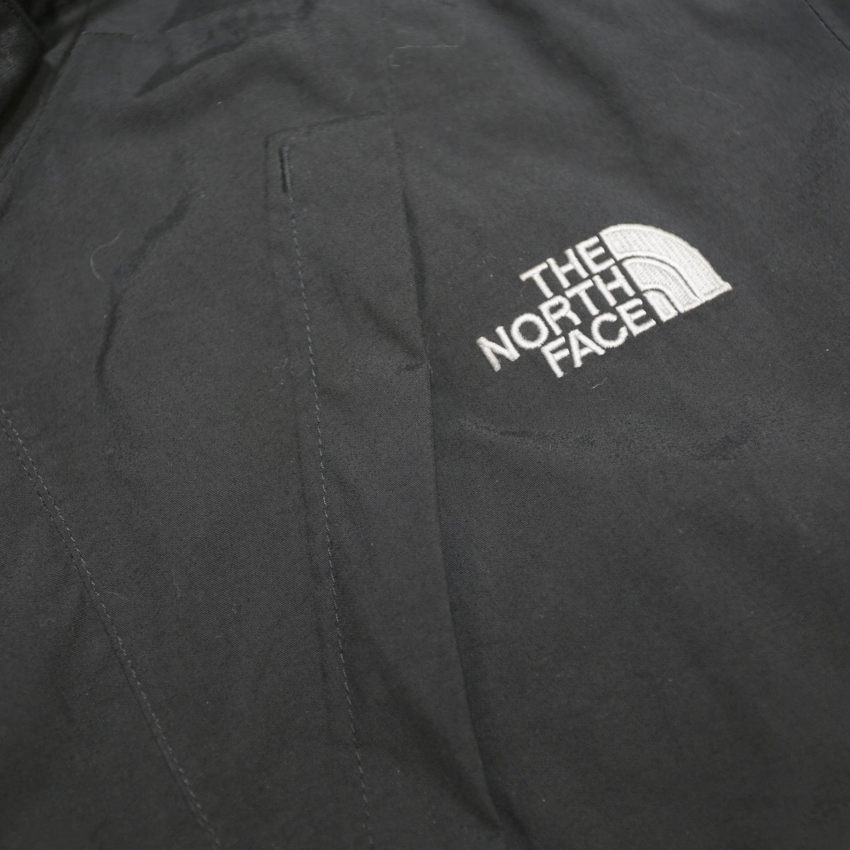 THE NORTH FACE Mens Black Outdoor Jacket L Nylon Zip Hooded Plain