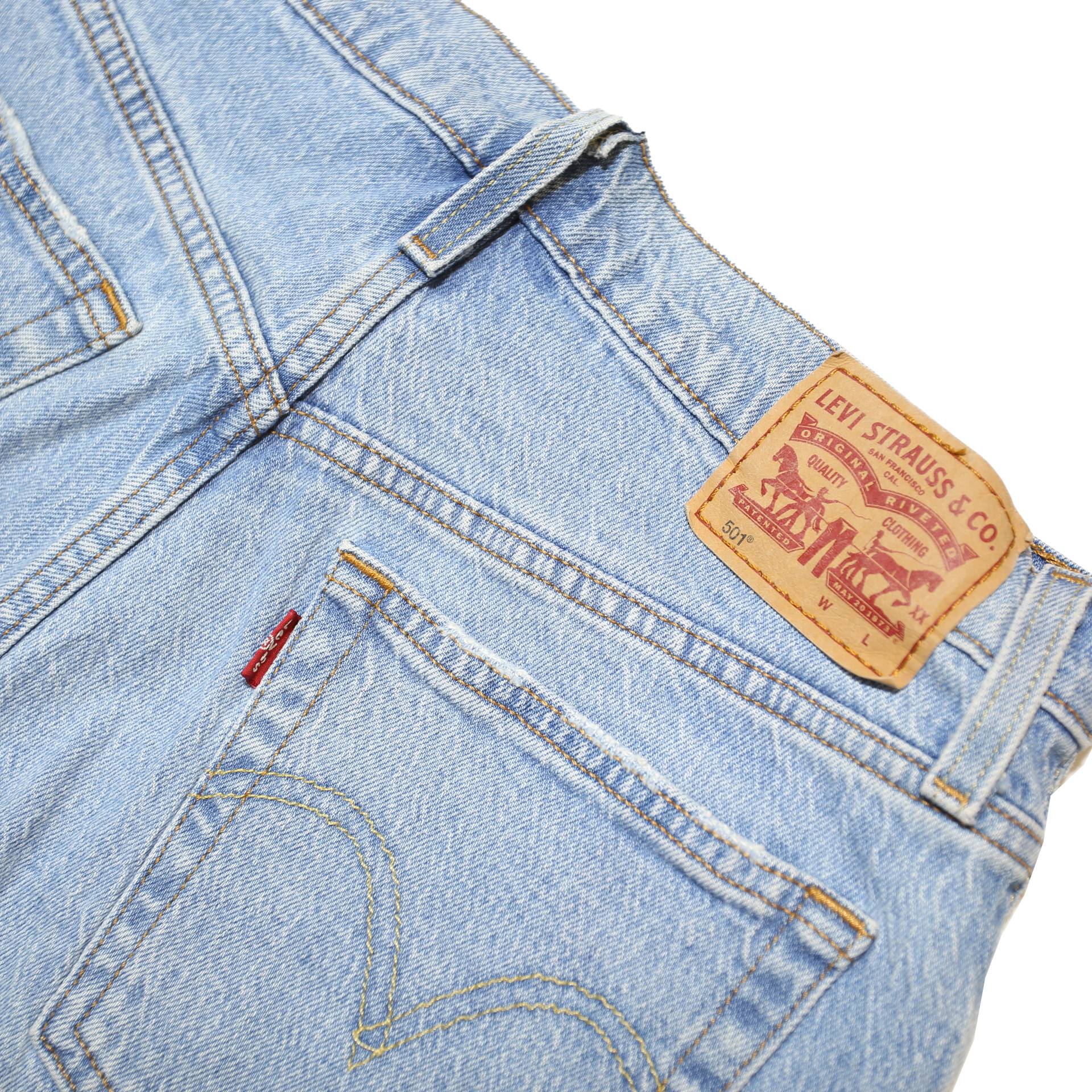 LEVI'S Womens Denim Blue Cut-Off Shorts M W30 Classic Casual Cotton Blend