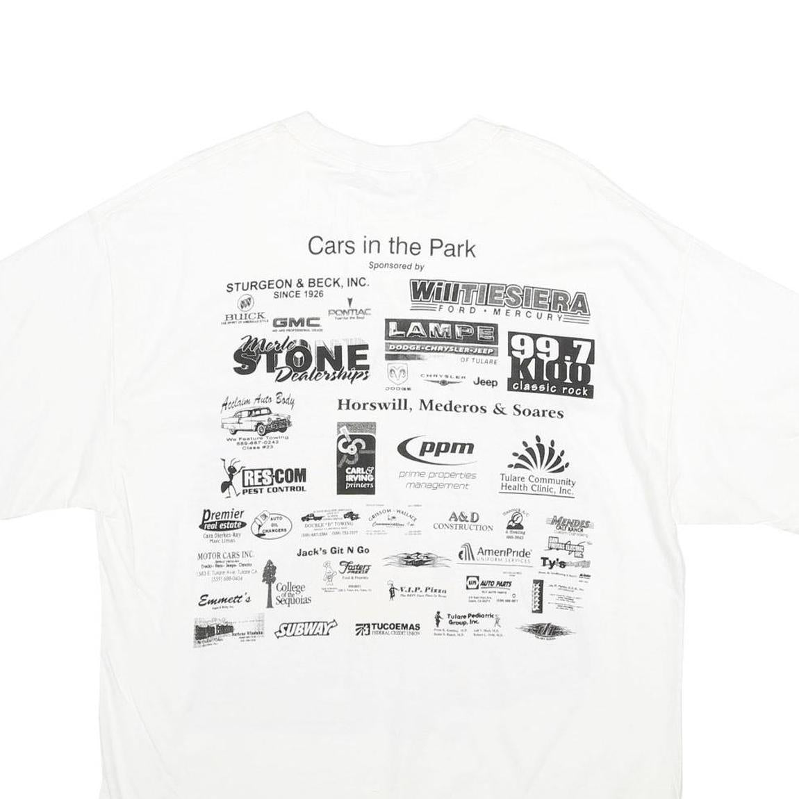 HANES Mens White Cars In The Park Vintage T-Shirt L Short Sleeve Crew Neck