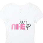 NIKE Womens White & Pink Graphic T-Shirt XS Short Sleeve Round Neck Cotton Blend