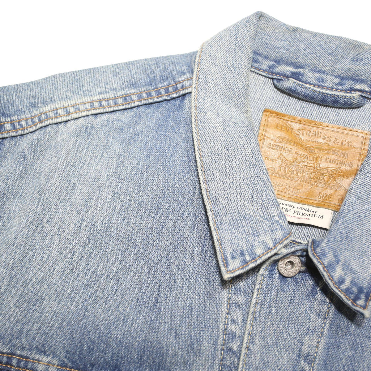 LEVI'S Mens Blue Denim Sleeveless Jacket M Cotton Blend Button Closure Casual
