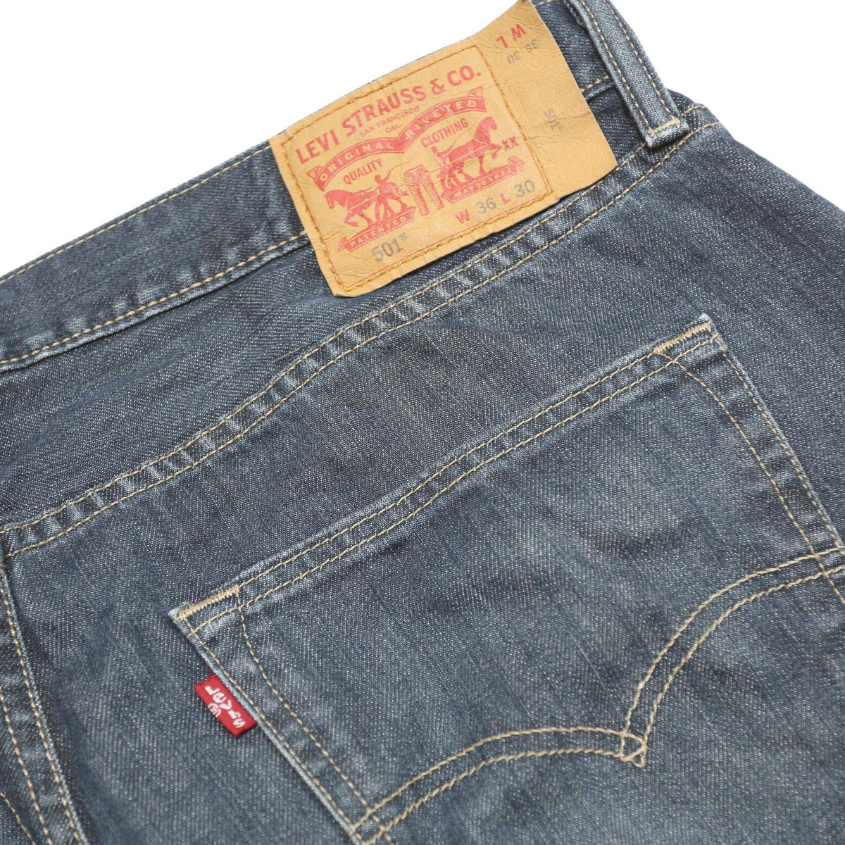 LEVI'S 501 Mens Jeans Blue Regular Straight Denim Medium W36 L30 Classic Button