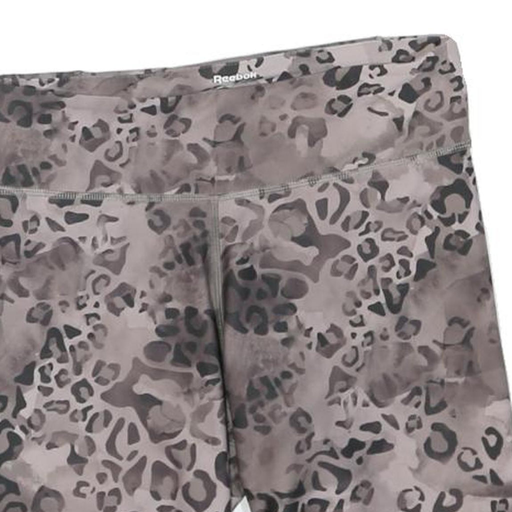 REEBOK Womens Shorts Grey Leopard Print M W28 Activewear Gym Fitness Leggings
