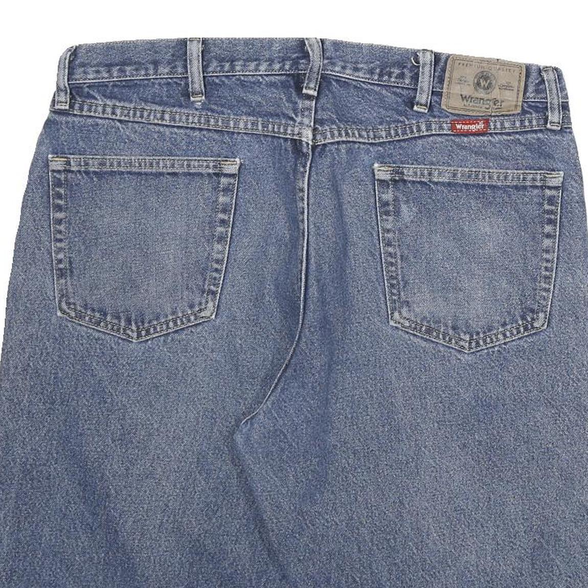 WRANGLER Mens Denim Blue Casual Shorts 2XL W36 Cotton Blend Classic Fit