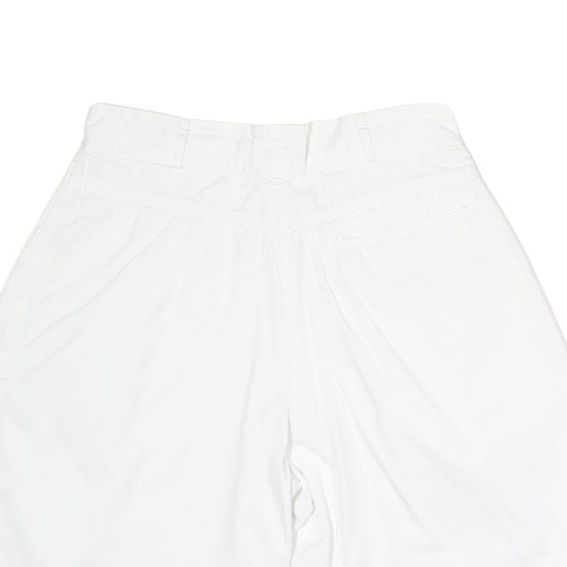 Womens White Casual Cotton Blend Shorts L W32 Relaxed Fit Summer Wear