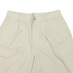 LIZ CLAIBORNE Womens Shorts Cream Casual L W30 Comfortable Cotton Blend