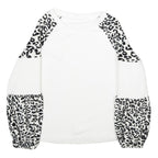 Womens White & Black Animal Print Pattern Fleece Pullover Crew Neck Jumper L