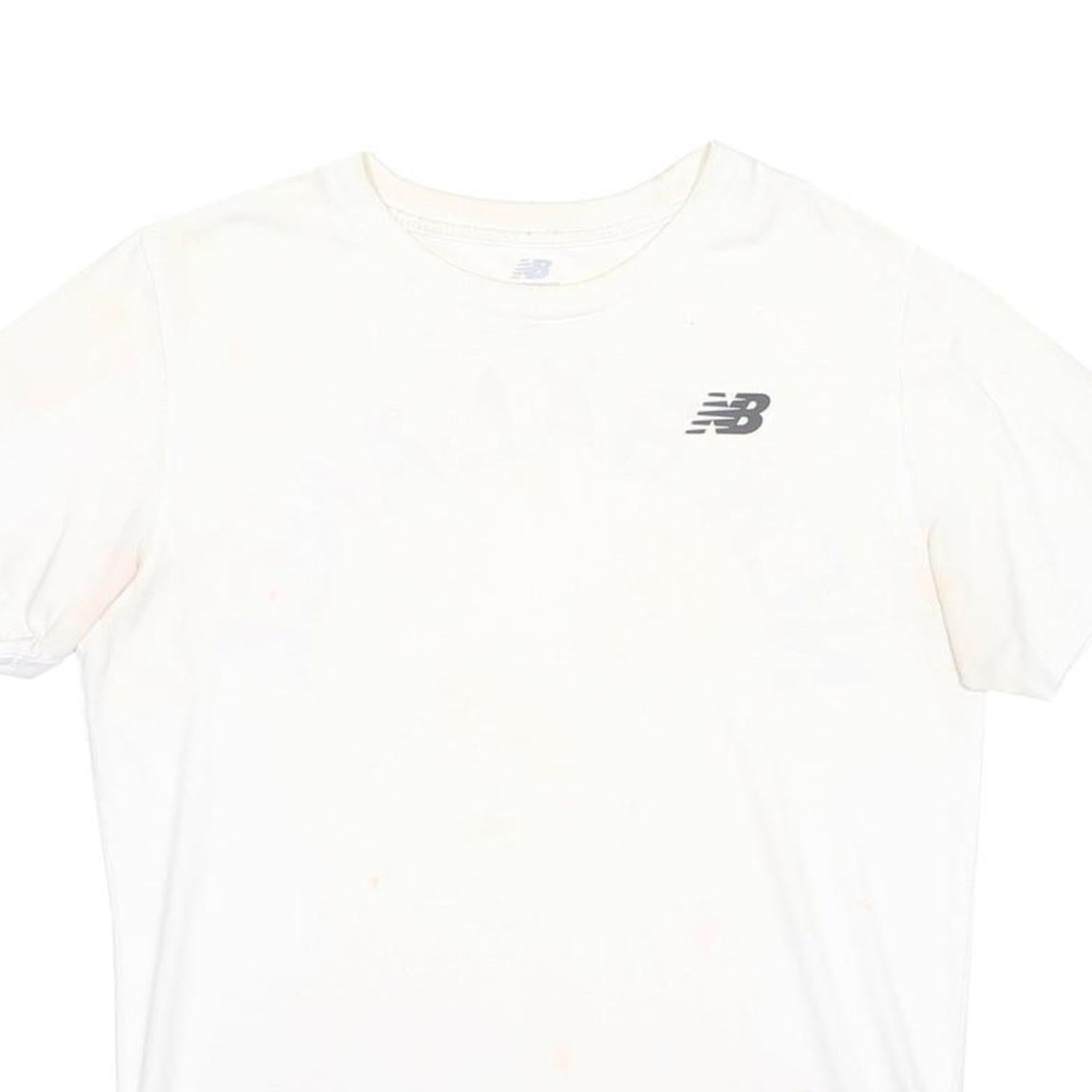 NEW BALANCE Mens White Graphic T-Shirt L Short Sleeve Crew Neck Cotton Blend