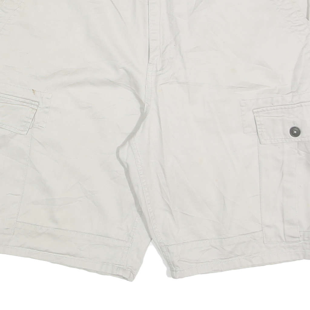 CHAPS Mens Cotton Blend White Cargo Shorts XL W40 Relaxed Fit Pockets