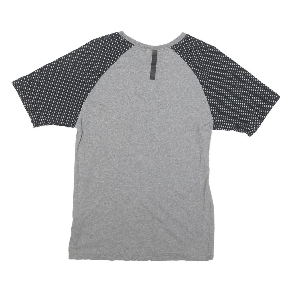 NIKE Mens Grey & Black Graphic T-Shirt S Short Sleeve Crew Neck Cotton Blend