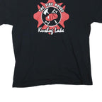 GILDAN Mens Black The Fire House Kushog Lake Graphic T-Shirt L Short Sleeve Crew