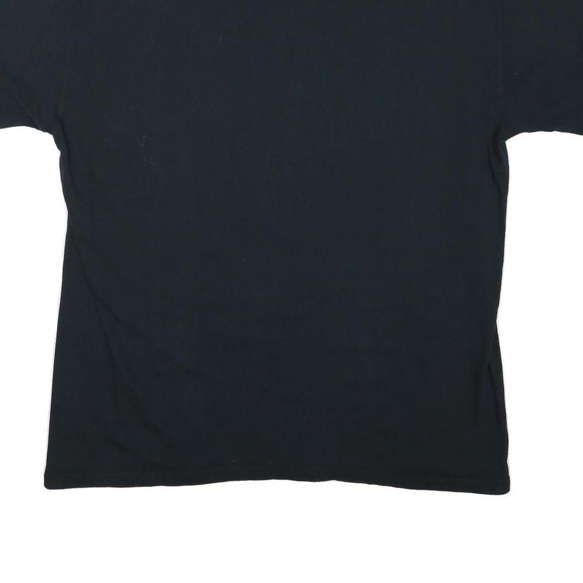 GILDAN Mens Black The Fire House Kushog Lake Graphic T-Shirt L Short Sleeve Crew