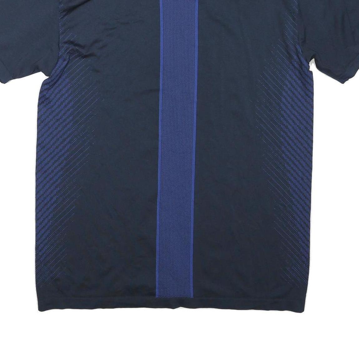 NIKE Mens Blue & Navy Graphic T-Shirt M Short Sleeve Crew Neck Sports Activewear