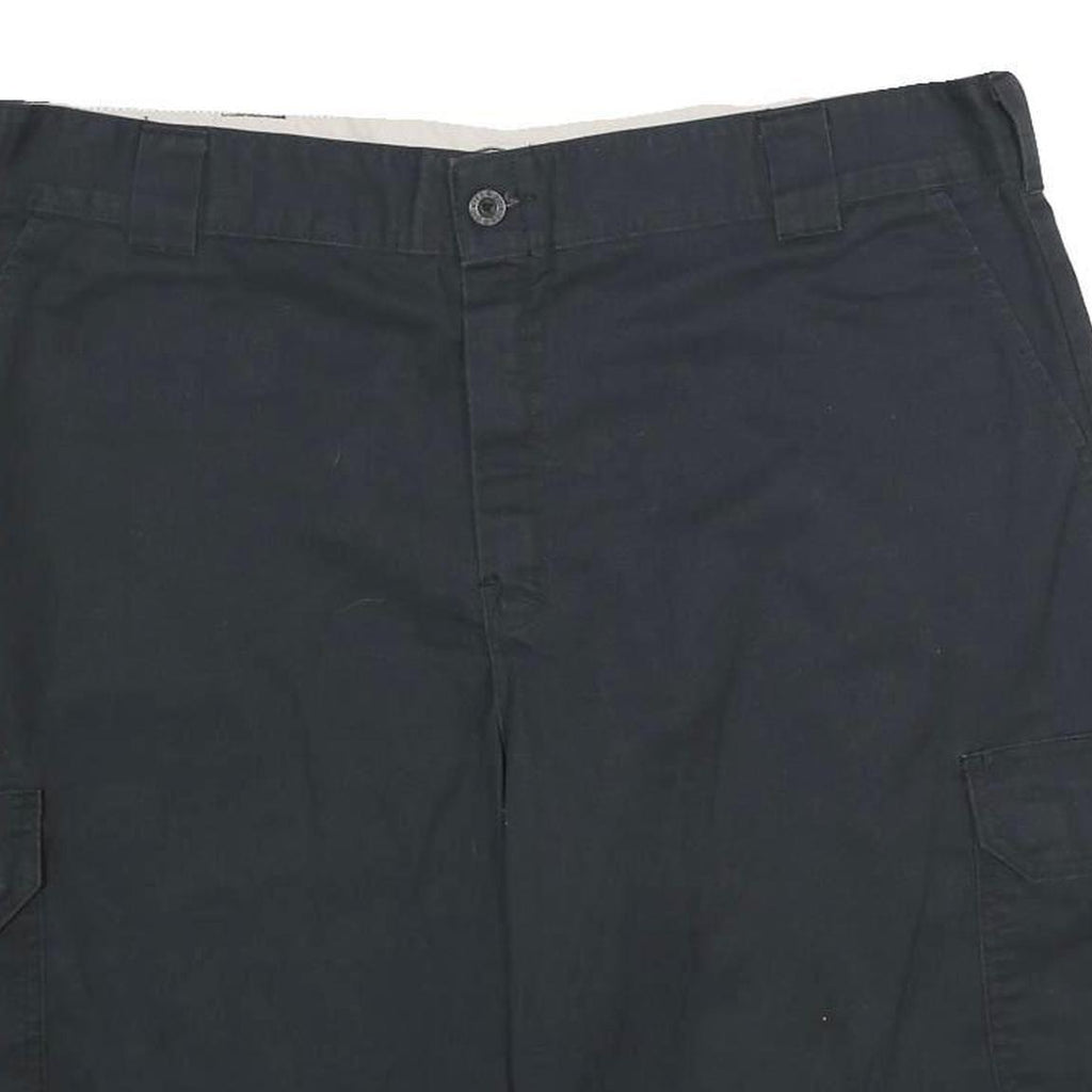 DICKIES Mens Cargo Black Shorts XL W40 Workwear Polyester Blend