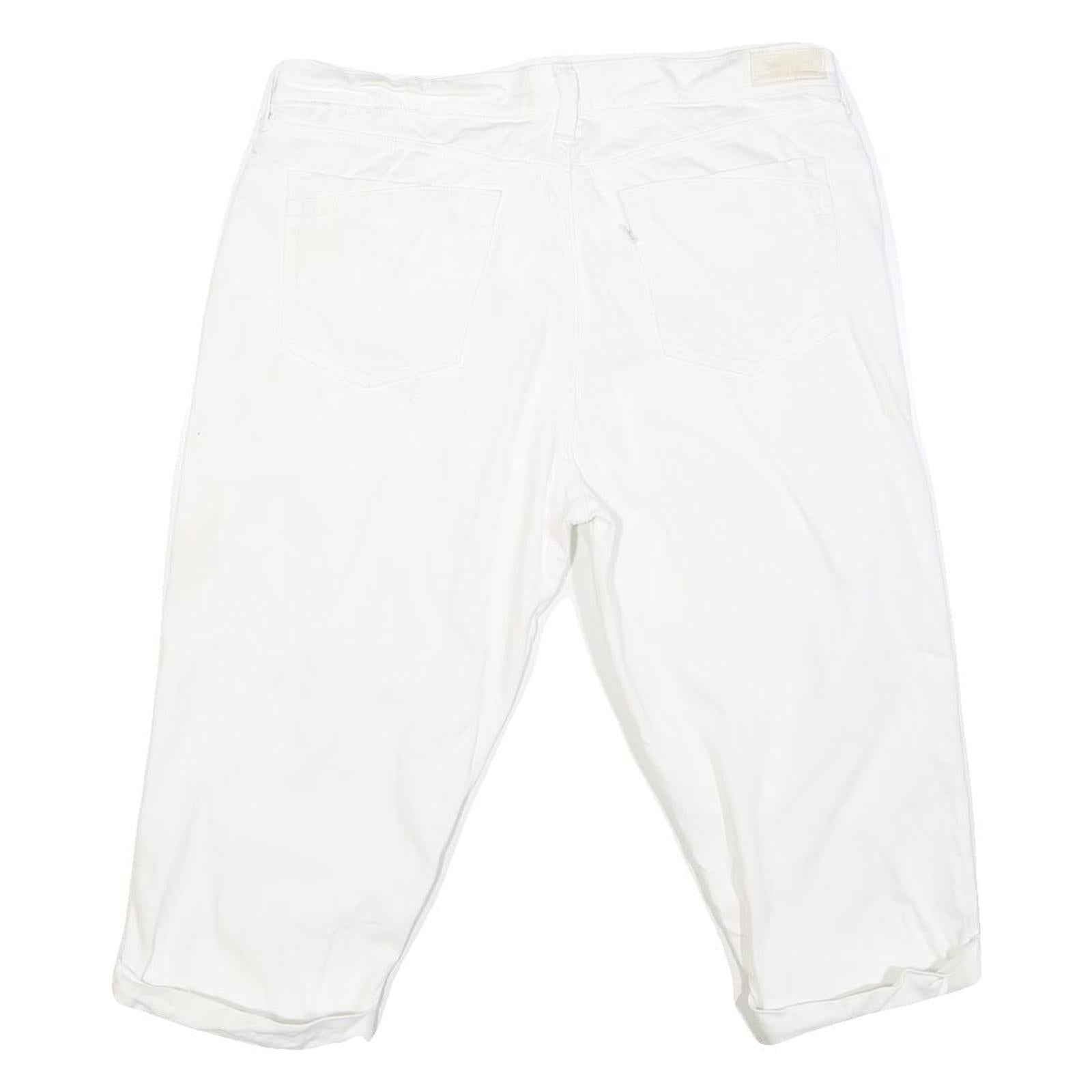 LEVI'S Womens White Casual Shorts L W36 Cotton Blend Comfort Fit