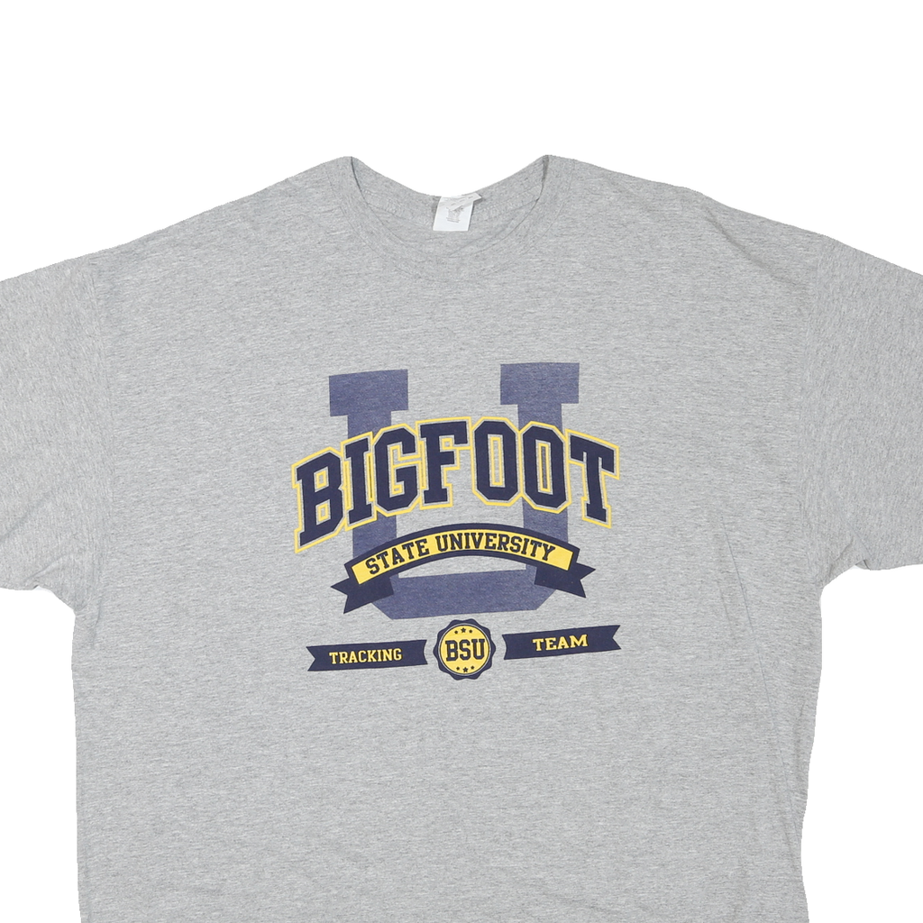 GILDAN Mens Grey Bigfoot State University Graphic T-Shirt 2XL Short Sleeve Crew