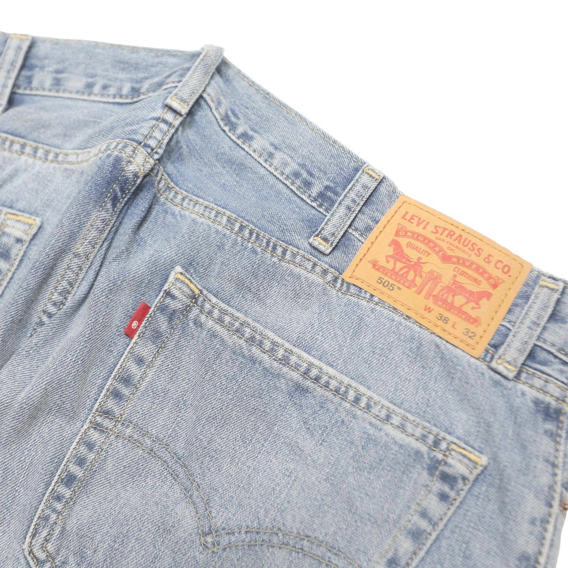 LEVI'S 505 Mens Jeans Blue Relaxed Straight Denim Medium W38 L32 Classic Casual