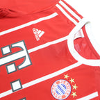 ADIDAS Boys Red & White Bayern Munchen Football Shirt 15-16Y Short Sleeve Crew