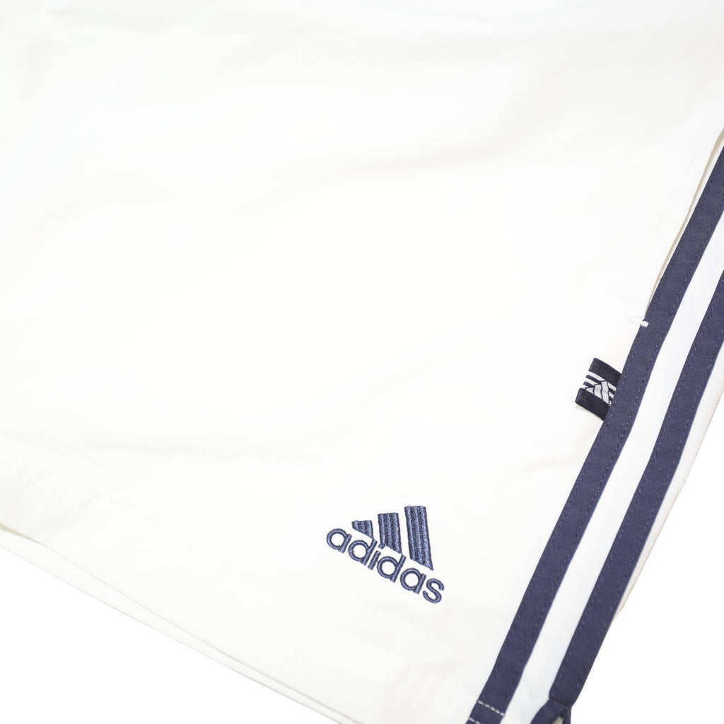 ADIDAS Mens White Casual Shorts L W36 Three Stripe Design Comfortable Fit